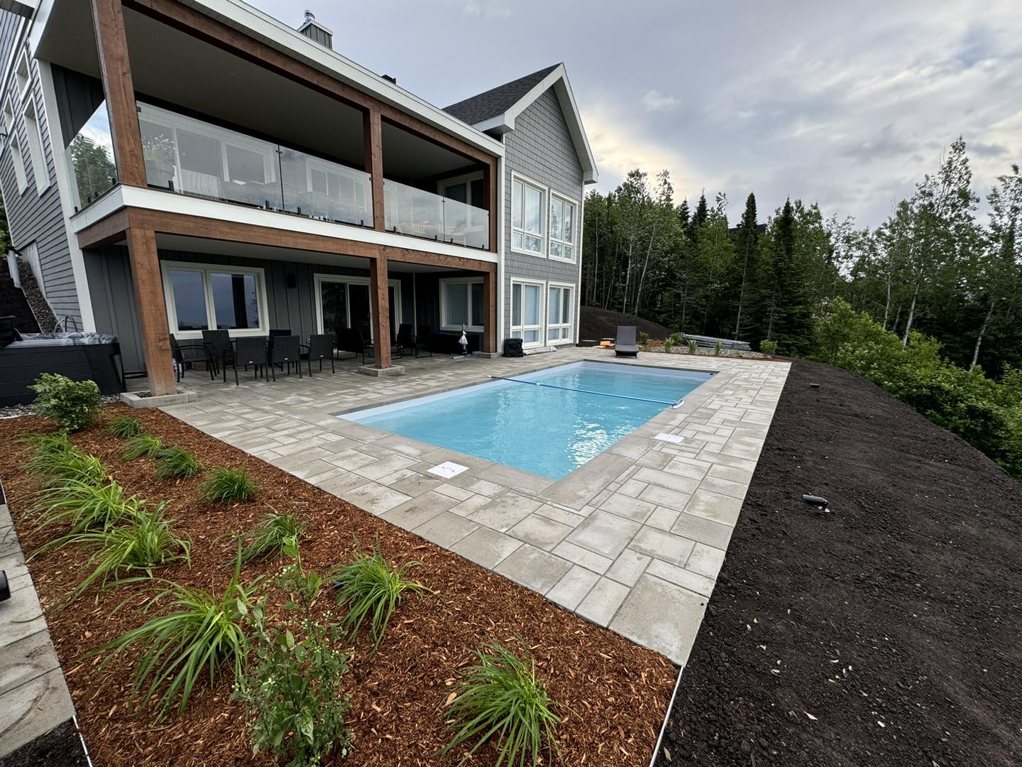 Paysagiste dans Charlevoix et la Côte-de-Beaupré - conception de jardin moderne